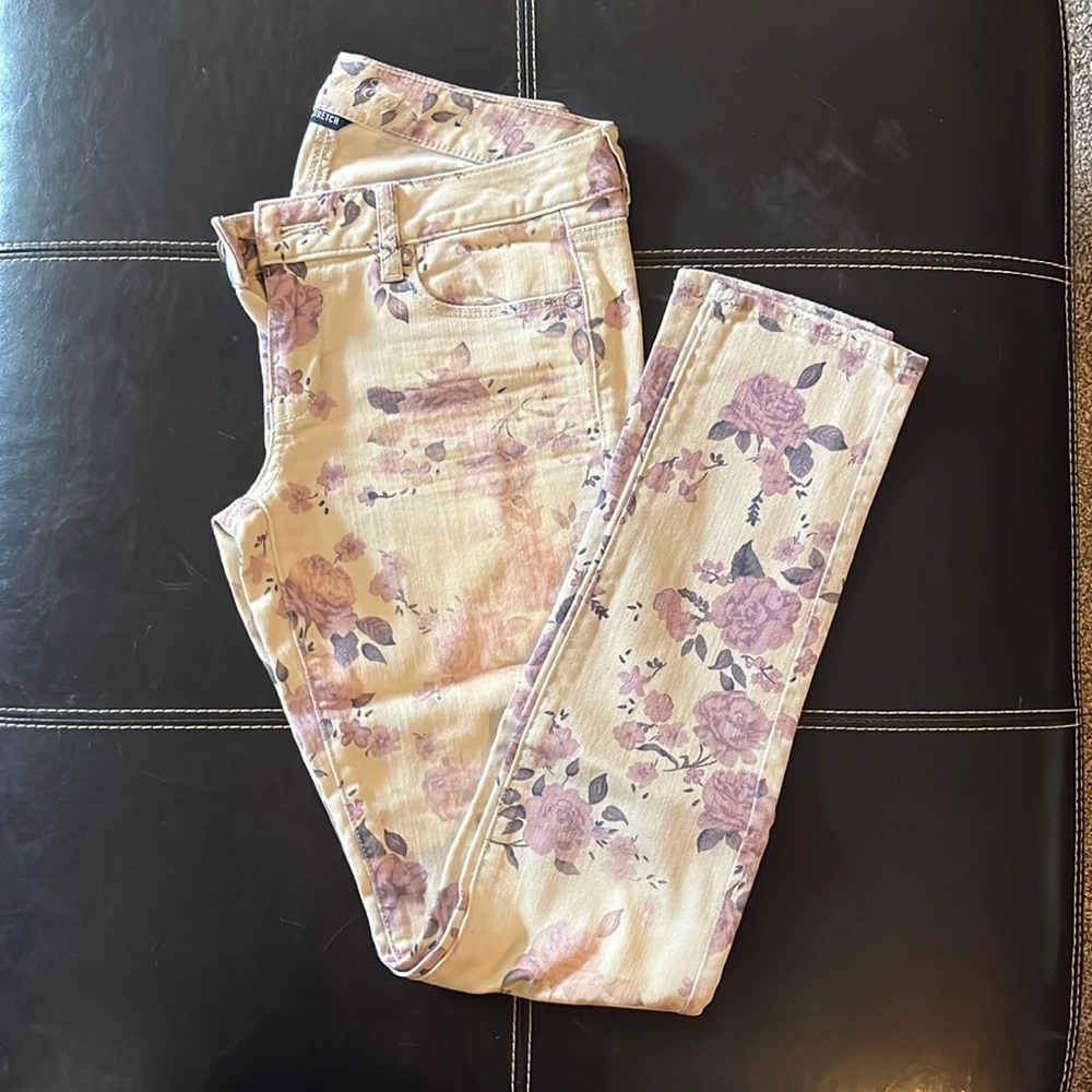 American Eagle Floral Stretch Skinny Jeans Size 4